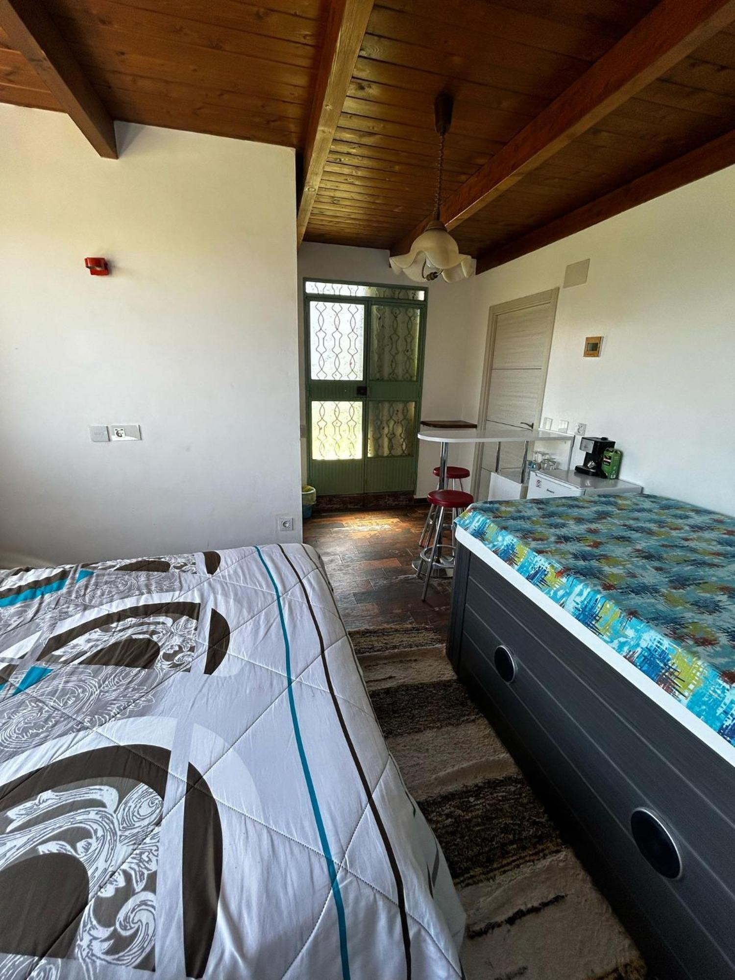 Apartamentos La Vega De Granada Ambroz Kültér fotó